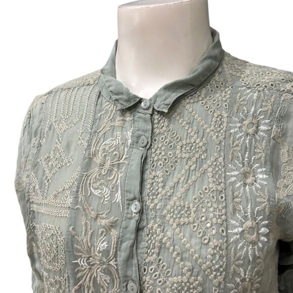 Johnny Was Sage Green Embroidered Button Down Tunic Top NWT $229 / Small – - Picture 2 of 5